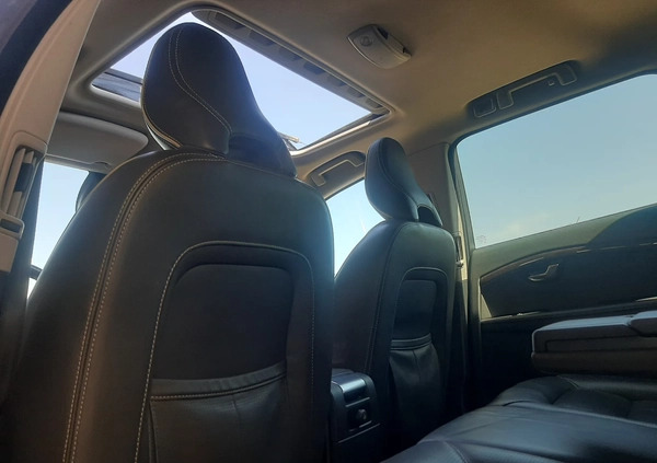 Volvo V70 cena 46700 przebieg: 249144, rok produkcji 2015 z Sieniawa małe 781